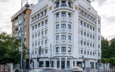 Apartament cu 3 camere de vânzare în Calea Victoriei, București