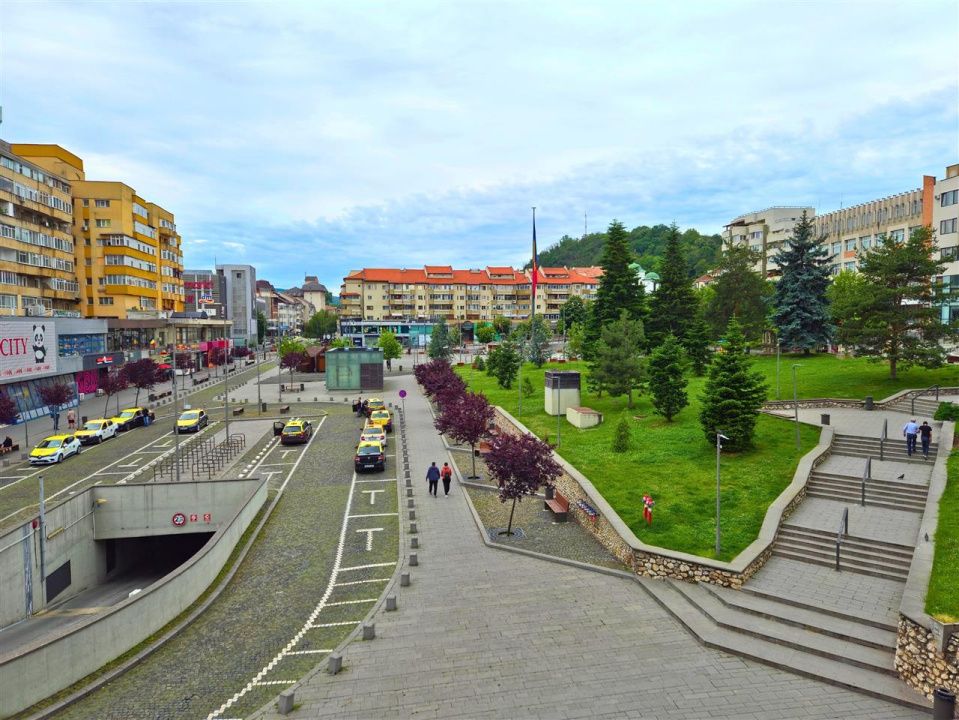 Apartament cu 3 camere de închiriat în Central, Râmnicu Vâlcea – fotografia 5 din 15