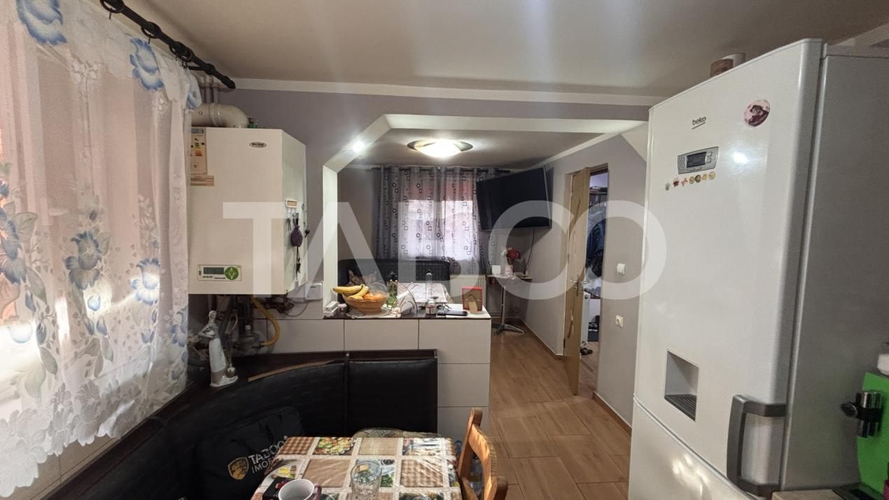 Casă cu 5 camere de vânzare în Seica Mare – fotografia 13 din 14
