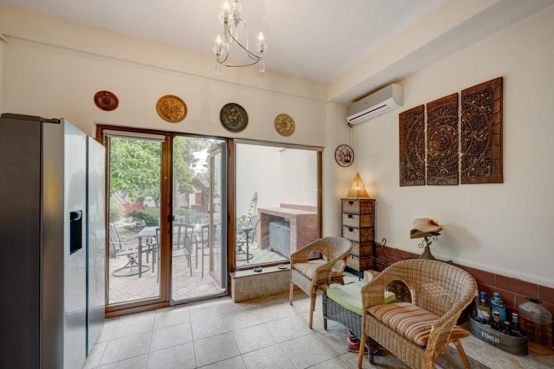 Casă cu 8 camere de închiriat în Banu Manta, București – fotografia 29 din 41