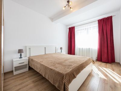 Apartament cu 2 camere de vânzare în Tractorul, Brașov – fotografia 4 din 17