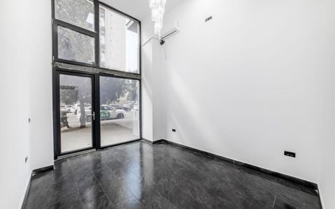 Spațiu comercial cu 3 camere de închiriat în Gara de Nord, București