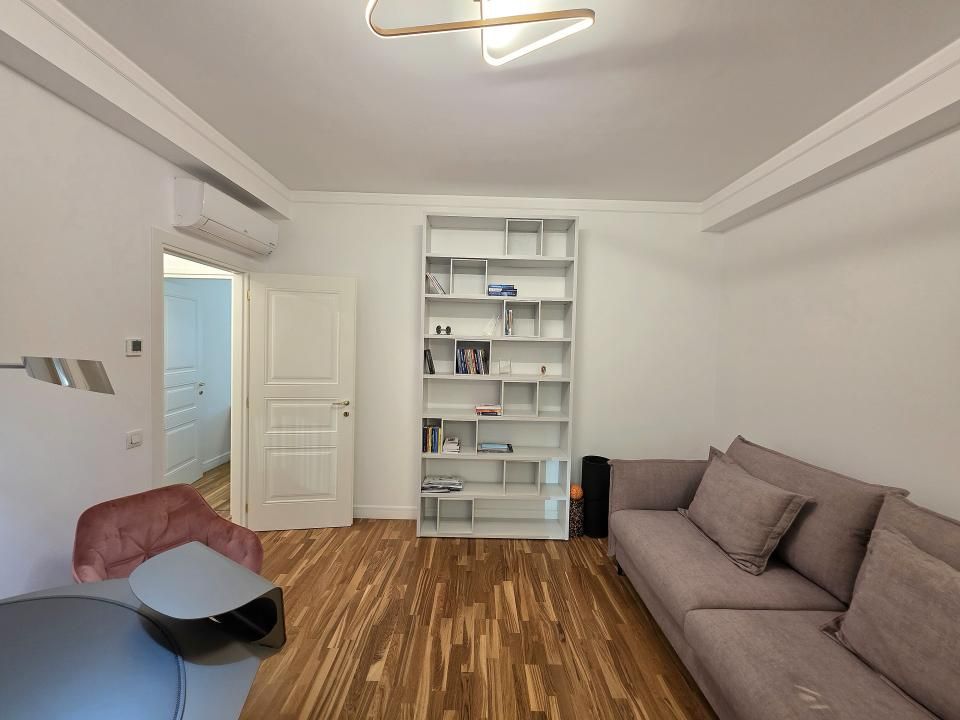 Apartament cu 3 camere de vânzare în Calea Victoriei, București – fotografia 47 din 68