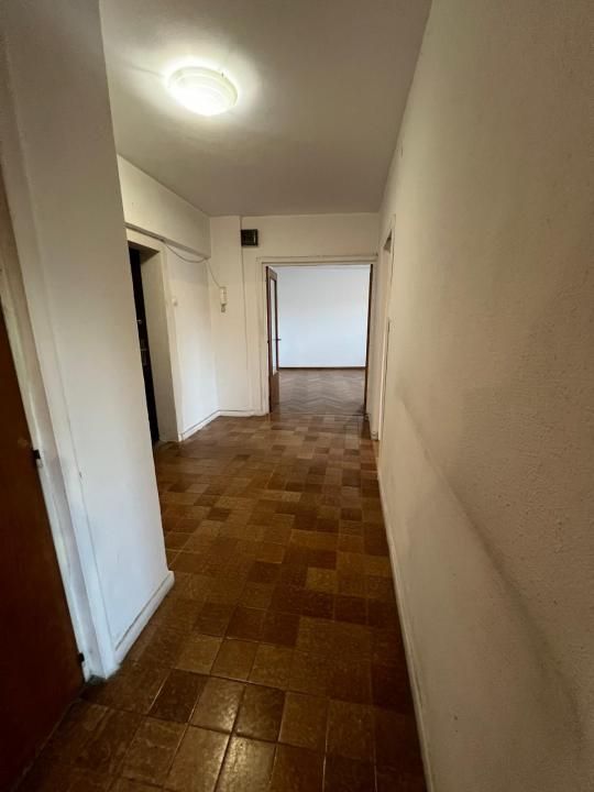 Apartament cu 2 camere de vânzare în Unirii, București – fotografia 5 din 27
