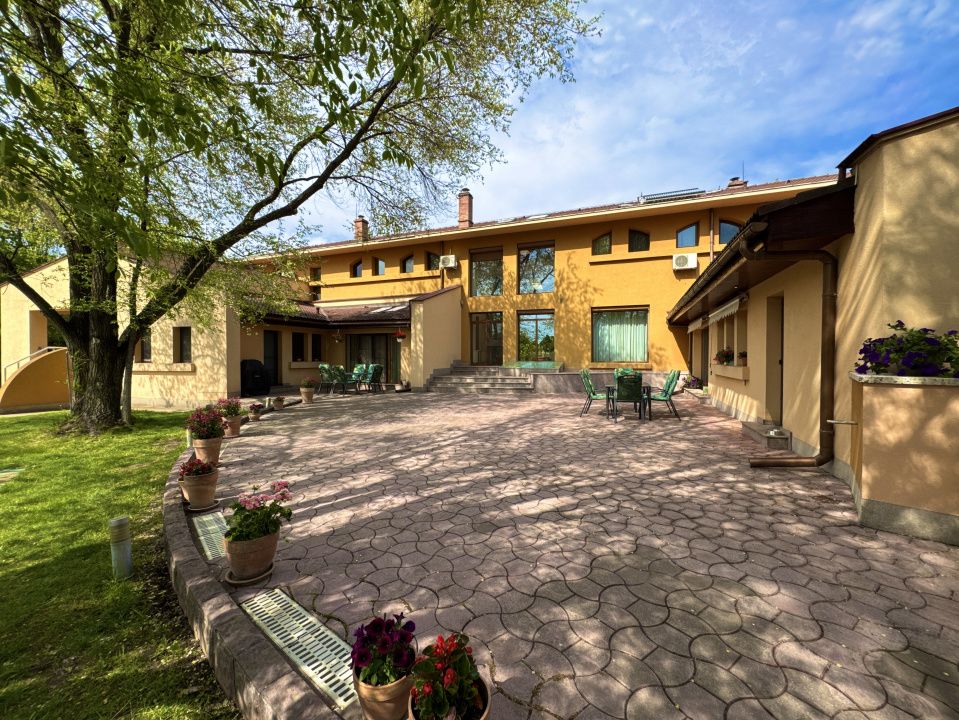 Spațiu comercial cu 10 camere de vânzare în Central, Frumusani – fotografia 7 din 40