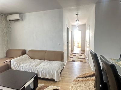Apartament cu 3 camere de vânzare în Bragadiru – fotografia 3 din 15