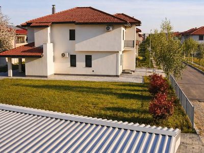 Casă cu 5 camere de vânzare în Corbeanca – fotografia 2 din 17