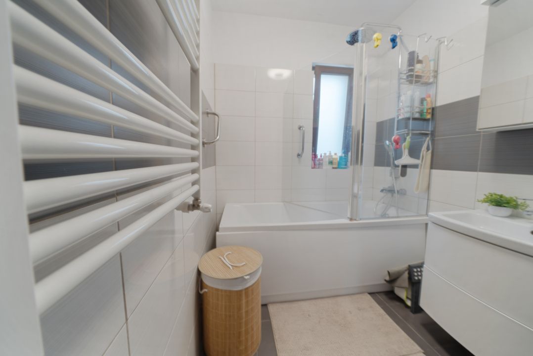 Casă cu 5 camere de vânzare în Chiajna – fotografia 15 din 24