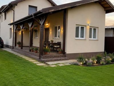 Casă cu 5 camere de vânzare în Central, Slobozia Moara – fotografia 5 din 12