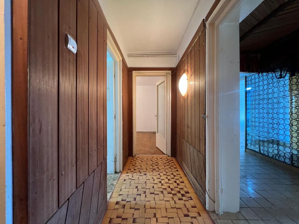 Apartament cu 3 camere de vânzare în Tomis II, Constanța – fotografia 19 din 25