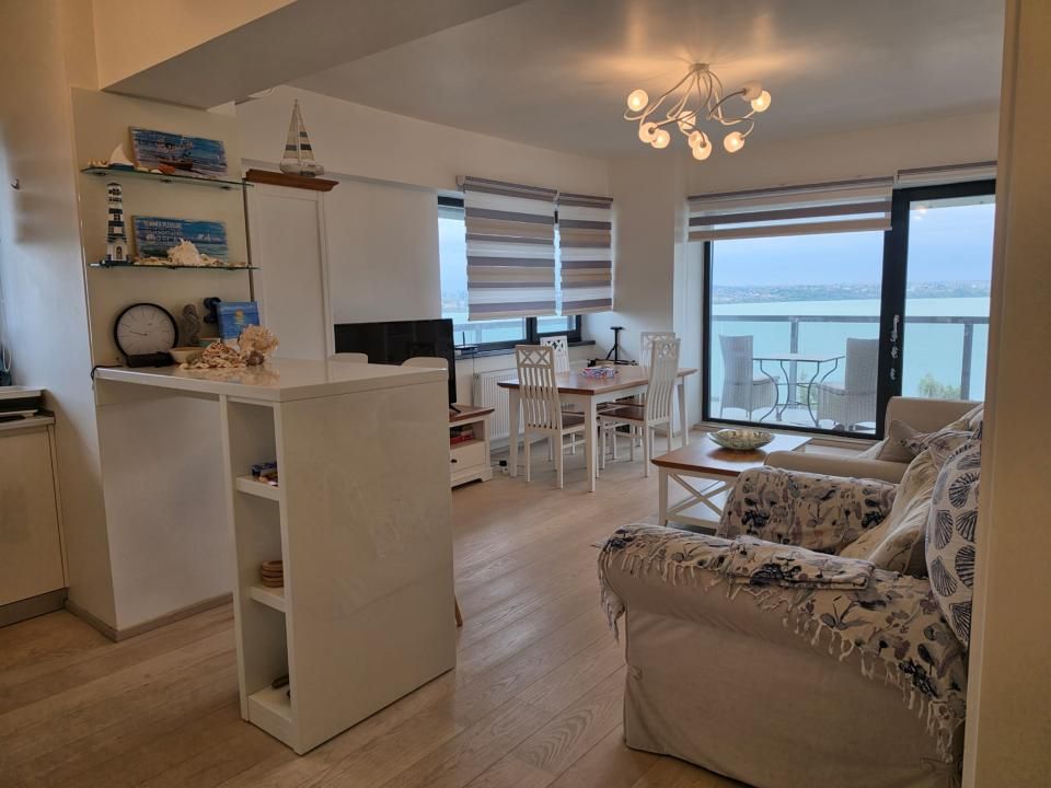 Apartament cu 2 camere de închiriat în Central, Mamaia – fotografia 14 din 29