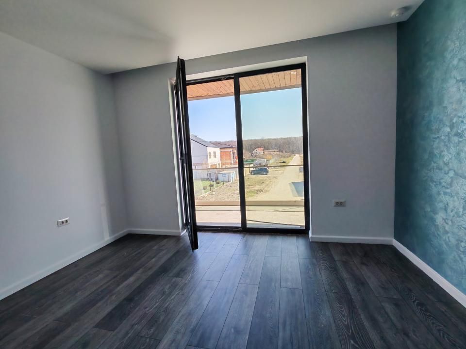 Casă cu 6 camere de vânzare în Voluntari – fotografia 30 din 35