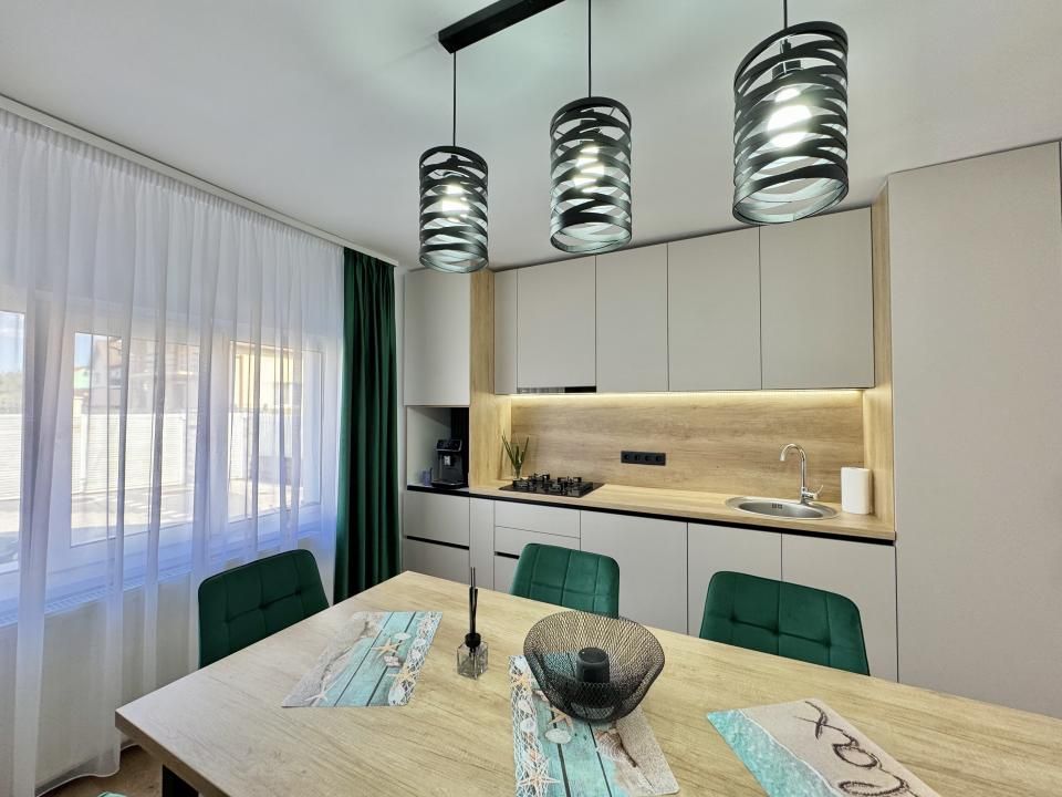 Casă cu 7 camere de vânzare în Tineretului, Sibiu – fotografia 3 din 21