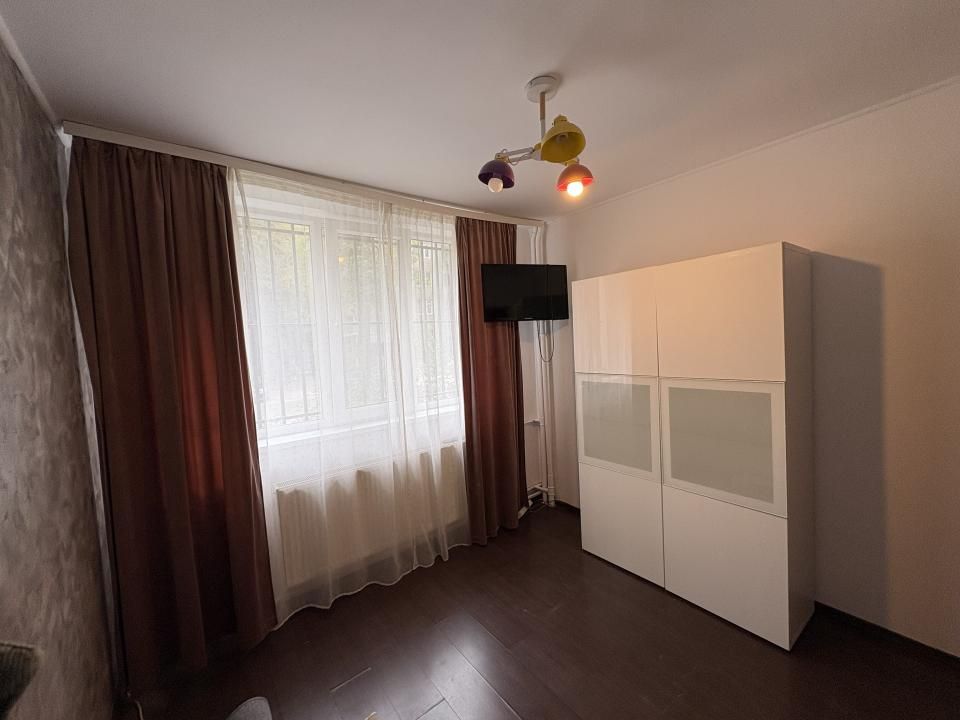 Apartament cu 4 camere de închiriat în Drumul Taberei, București – fotografia 27 din 29