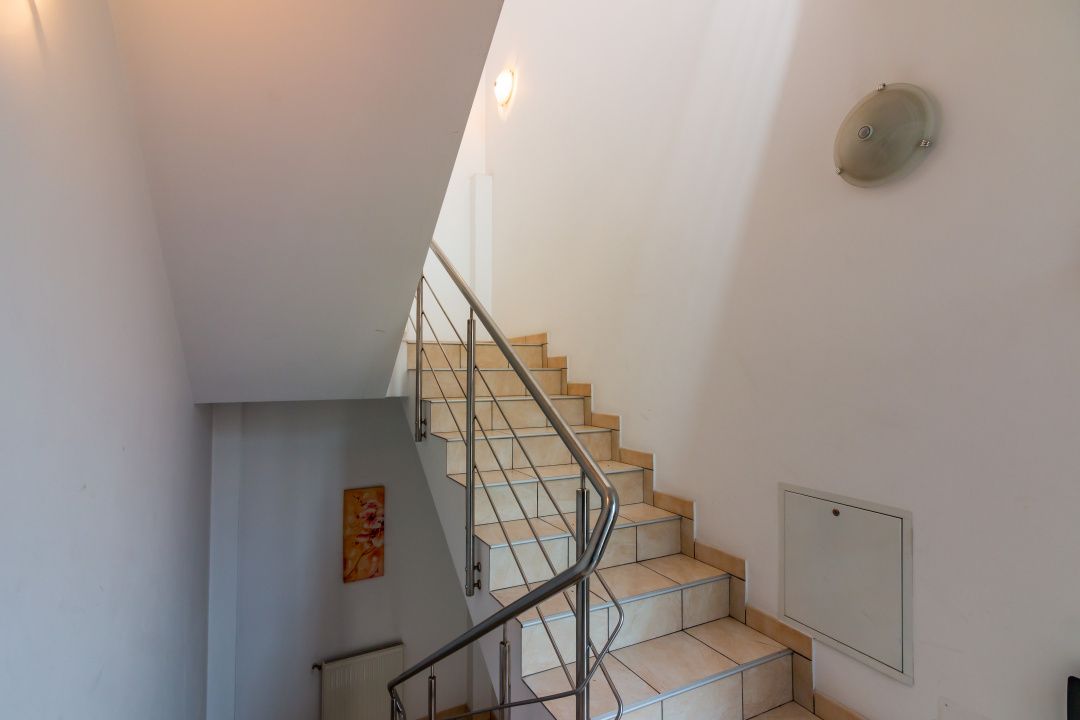 Casă cu 9 camere de vânzare în Unirii, București – fotografia 20 din 49