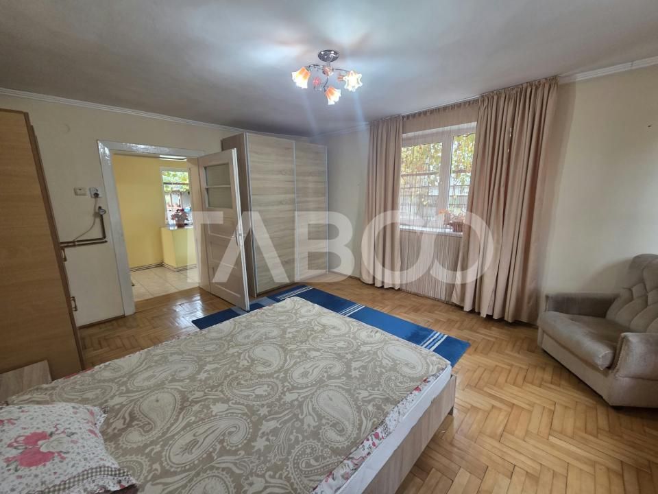 Casă cu 3 camere de vânzare în Beclean – fotografia 12 din 16