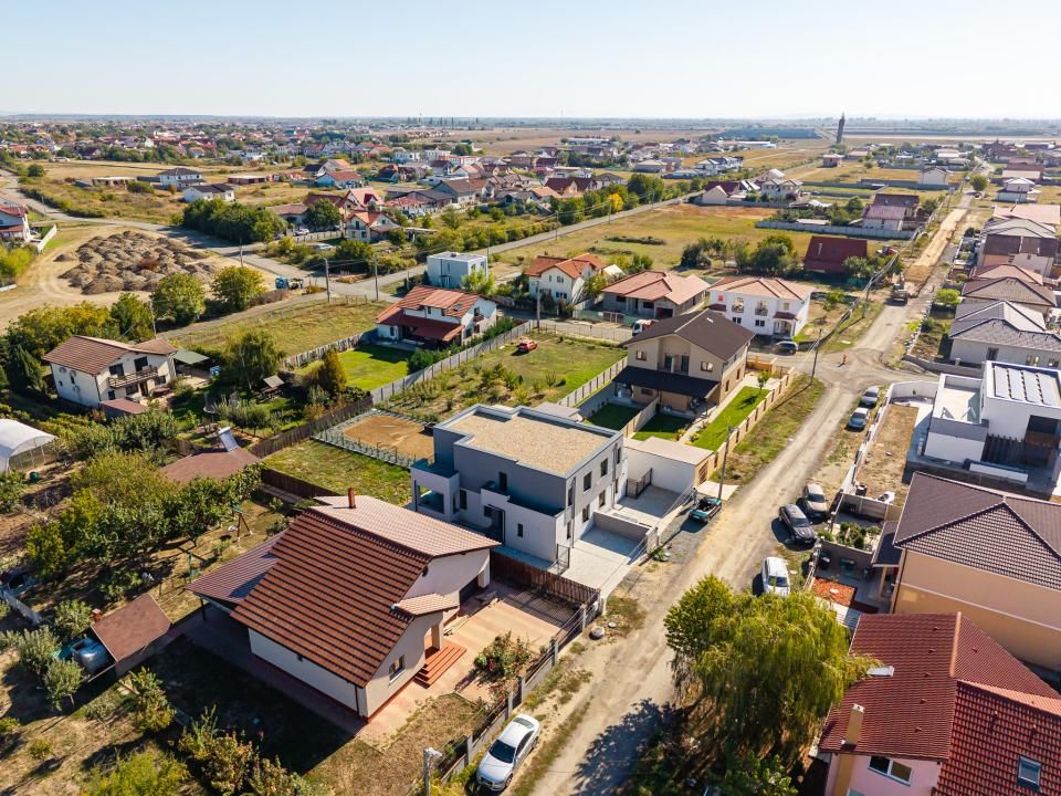 Casă cu 4 camere de vânzare în Moșnița Nouă – fotografia 51 din 56