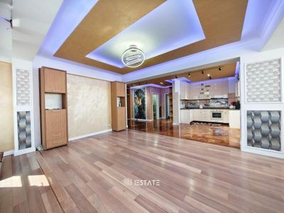 Apartament cu 4 camere de vânzare în Titan, București – fotografia 2 din 19