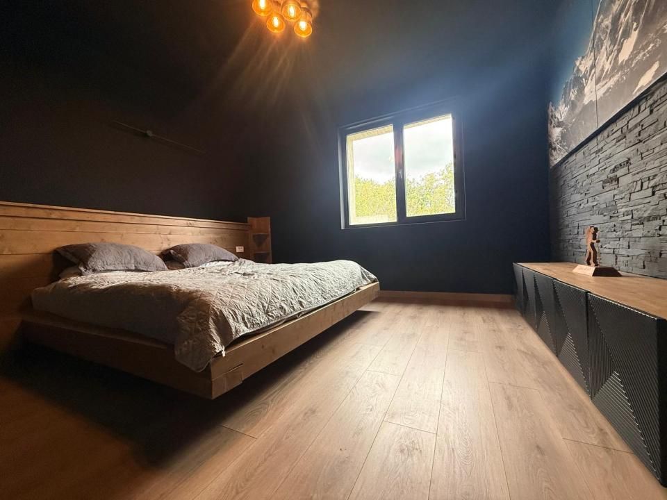 Casă cu 4 camere de vânzare în Central, Satu Nou – fotografia 15 din 24
