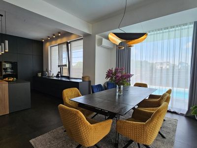 Casă cu 4 camere de vânzare în Central, Corbeanca – fotografia 3 din 40