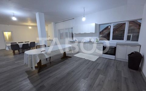 Casă cu 9 camere de închiriat în Făgăraș