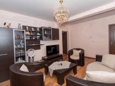 Apartament cu 3 camere de vânzare în Prundu, Pitești – fotografia 2 din 10
