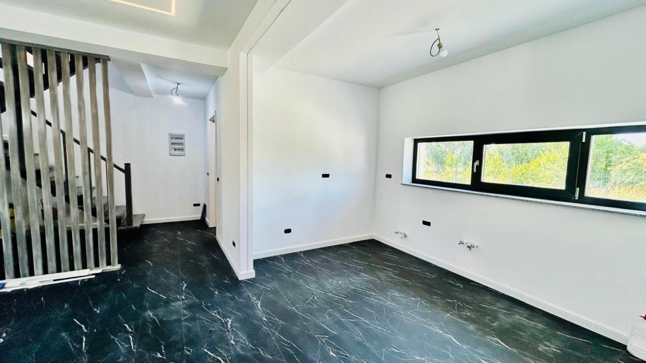 Casă cu 4 camere de vânzare în Corbeanca – fotografia 10 din 24