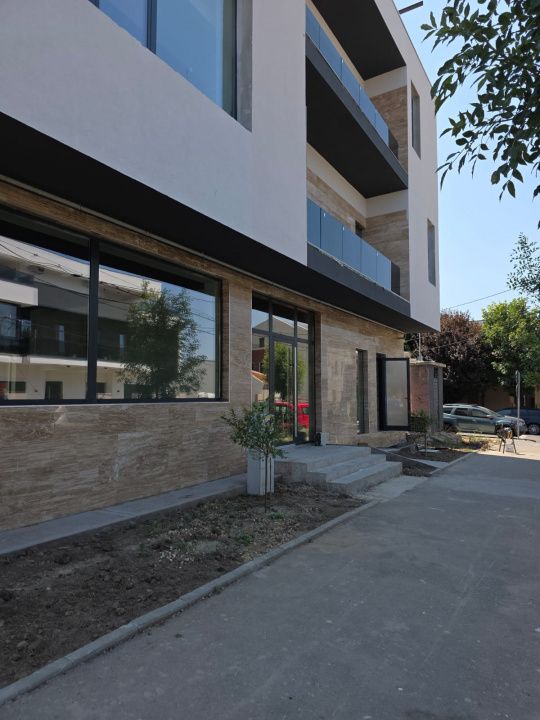 Spațiu comercial cu 4 camere de închiriat în Faleza Nord, Constanța – fotografia 5 din 43