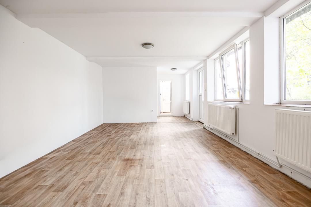 Casă cu 5 camere de vânzare în Noua, Brașov – fotografia 4 din 27
