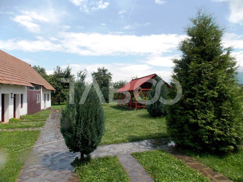 Hotel / pensiune cu 13 camere de vânzare în Cârțișoara – fotografia 10 din 53