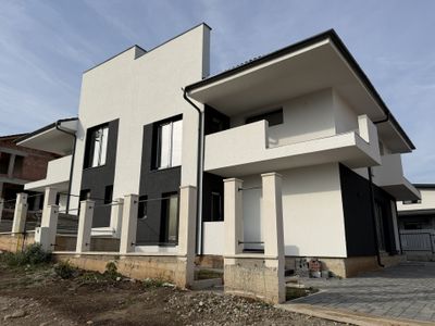 Casă cu 4 camere de vânzare în Cetate, Alba Iulia – fotografia 5 din 8