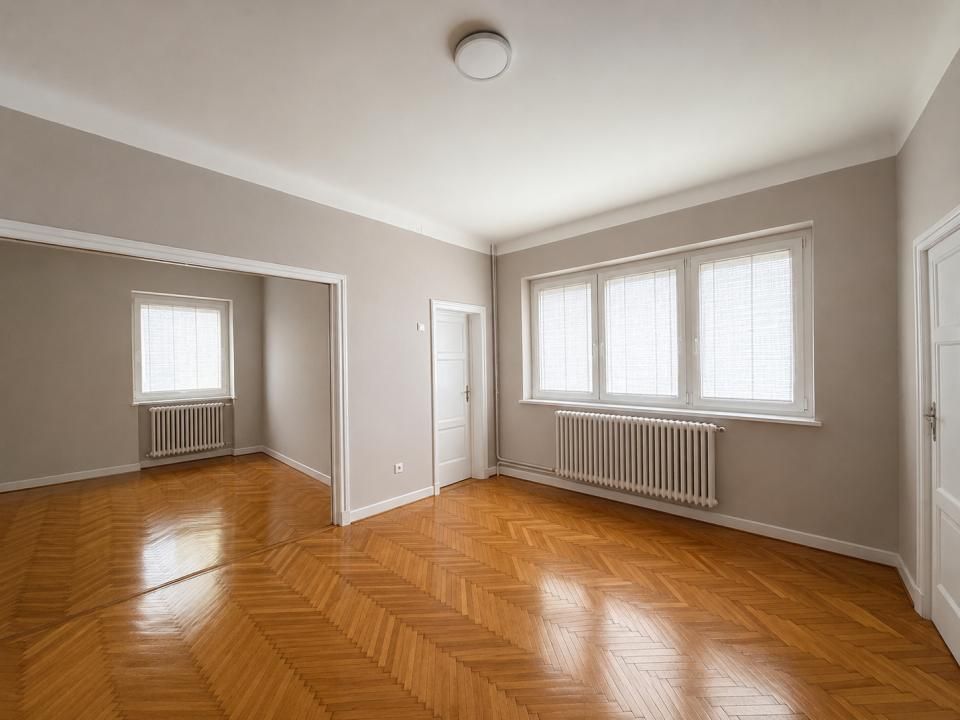 Casă cu 6 camere de vânzare în Vatra Luminoasa, București – fotografia 7 din 22