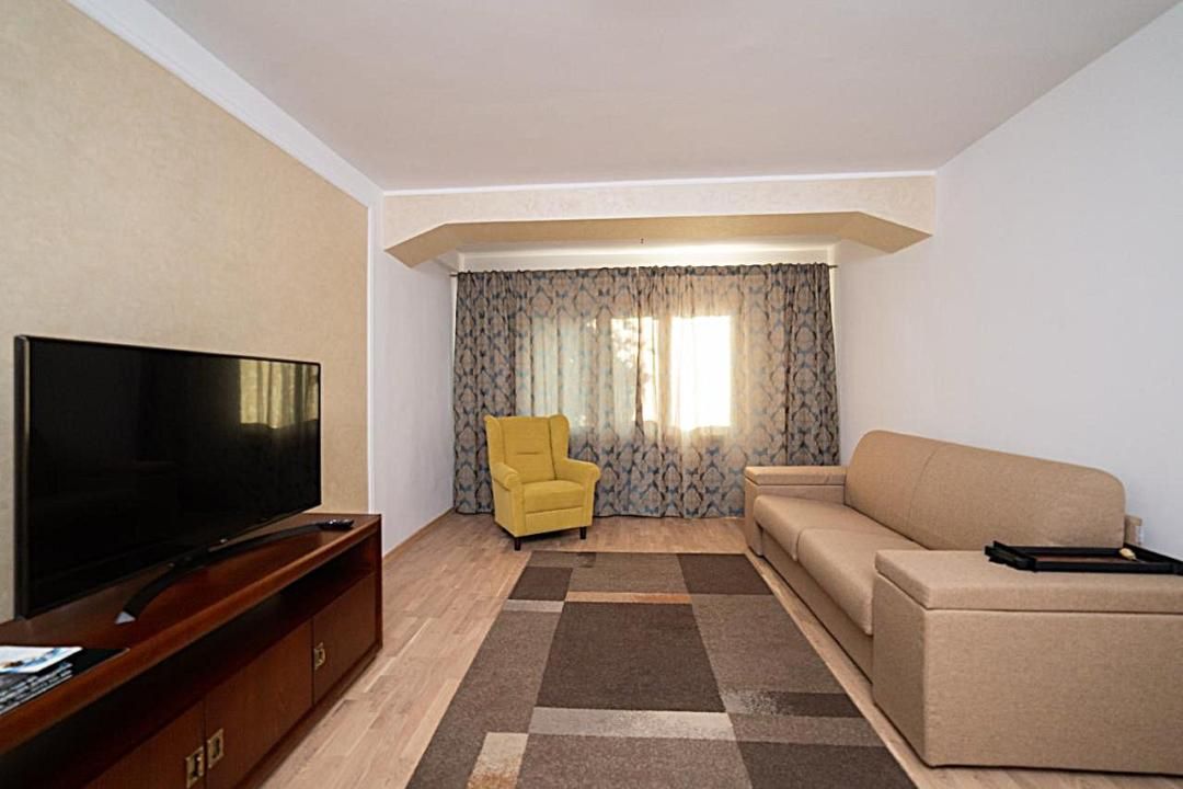 Casă cu 12 camere de vânzare în Central, Mamaia-Sat – fotografia 6 din 20