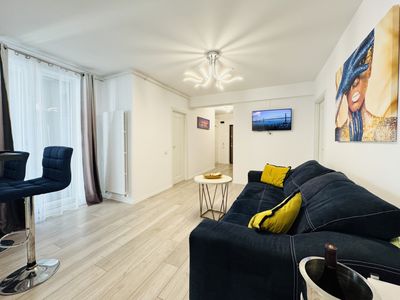Apartament cu 3 camere de vânzare în Est, Mamaia – fotografia 3 din 18