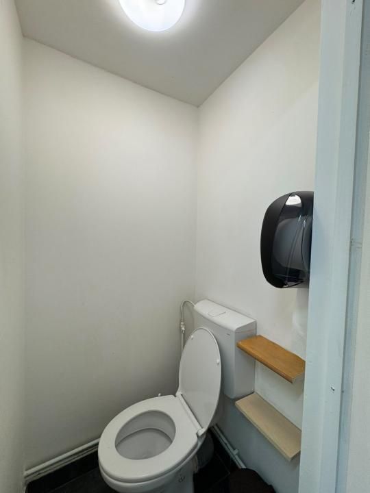 Spațiu comercial cu 2 camere de închiriat în Piata Unirii, Iași – fotografia 8 din 11