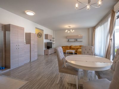 Apartament cu 3 camere de închiriat în Pipera, București – fotografia 2 din 15