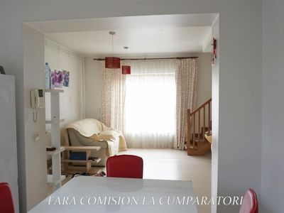 Casă cu 7 camere de vânzare în 1 Mai, Râmnicu Vâlcea – fotografia 3 din 25