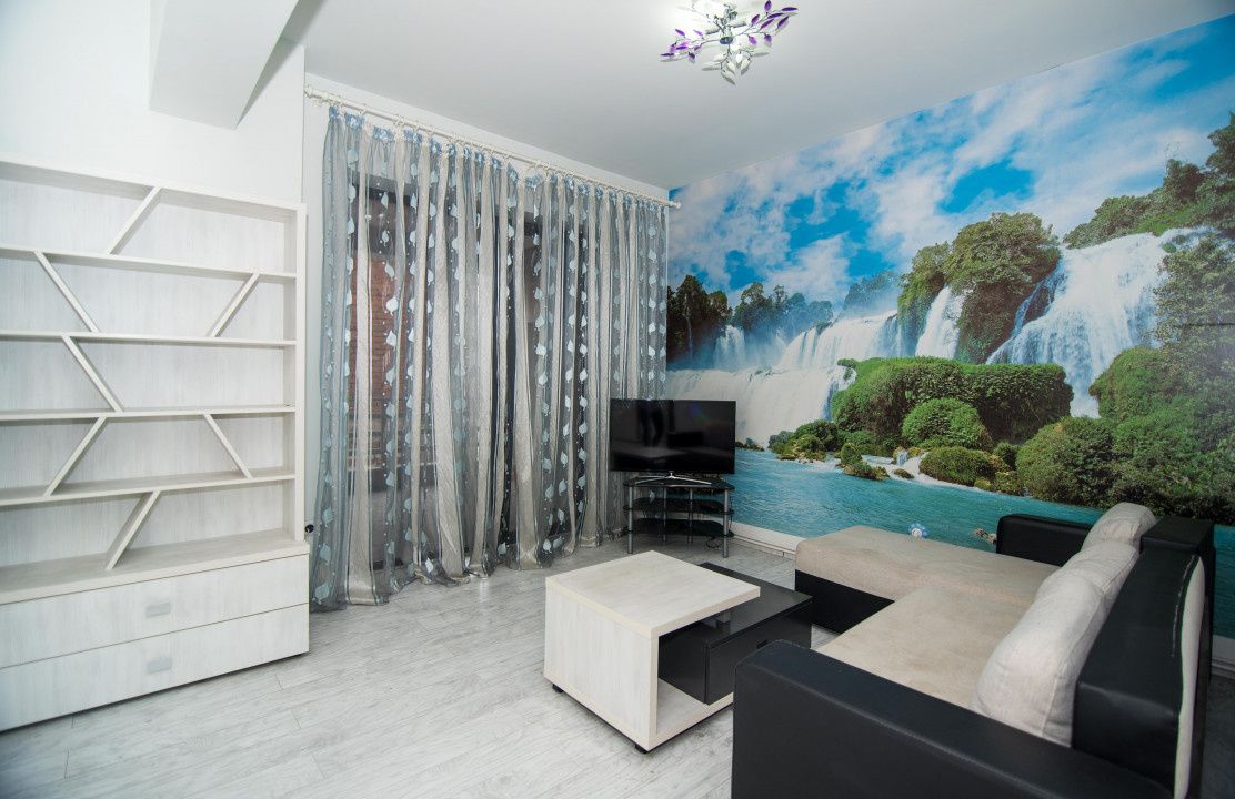 Apartament cu 2 camere de închiriat în Central, Pitești – fotografia 2 din 8