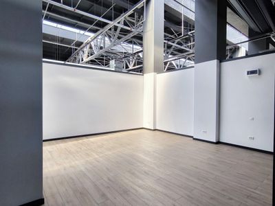 Spațiu comercial cu 13 camere de închiriat în Bartolomeu, Brașov – fotografia 4 din 16