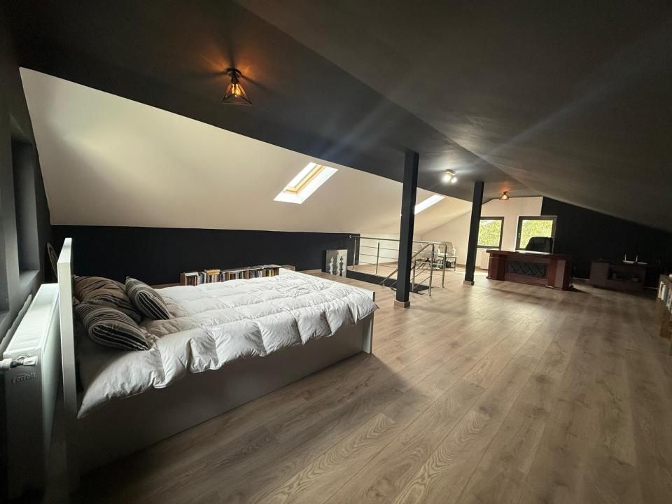 Casă cu 4 camere de vânzare în Central, Satu Nou – fotografia 23 din 24
