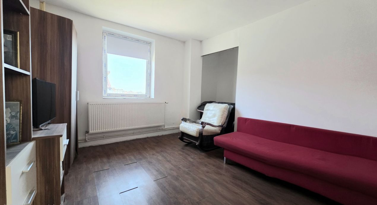 Casă cu 6 camere de vânzare în Km 5, Constanța – fotografia 8 din 18