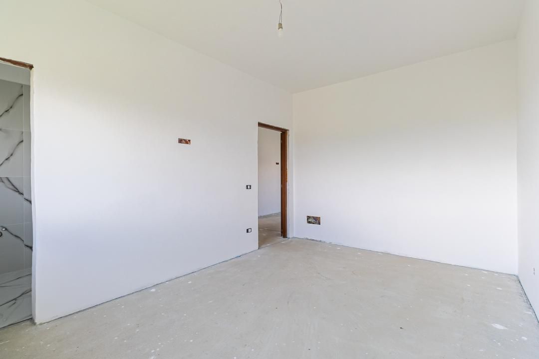 Casă cu 4 camere de vânzare în Sânpetru – fotografia 7 din 13