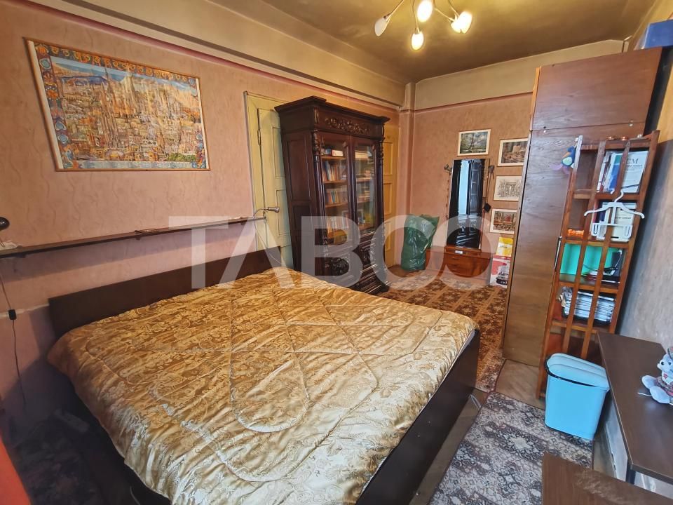 Apartament cu 3 camere de vânzare în Centrul Istoric, Sibiu – fotografia 5 din 9