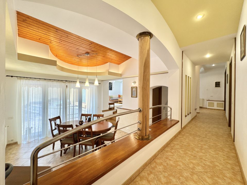 Casă cu 10 camere de vânzare în Central, Frumusani – fotografia 32 din 40