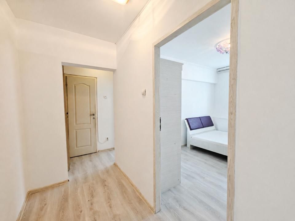 Apartament cu 3 camere de vânzare în Drumul Taberei, București – fotografia 2 din 10