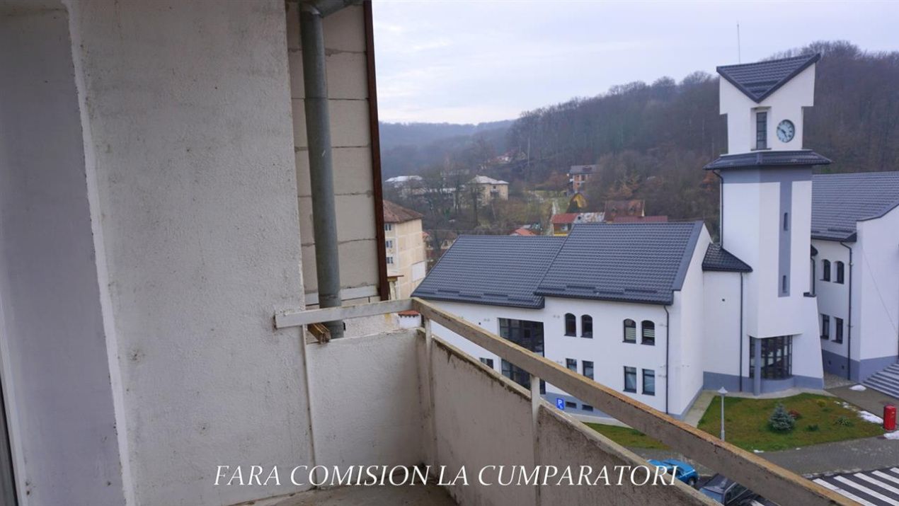 Apartament cu 3 camere de vânzare în Central, Baile Govora – fotografia 7 din 20
