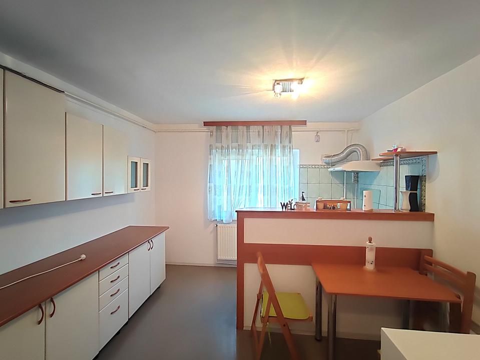 Apartament cu 3 camere de vânzare în Inel II, Constanța – fotografia 14 din 17