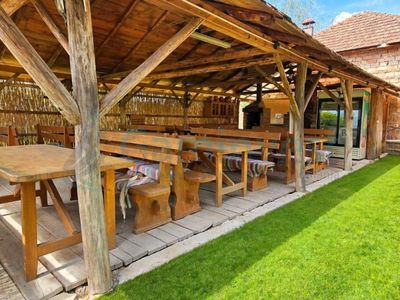 Proprietate cu 10 camere de vânzare în Central, Remetea – fotografia 5 din 24