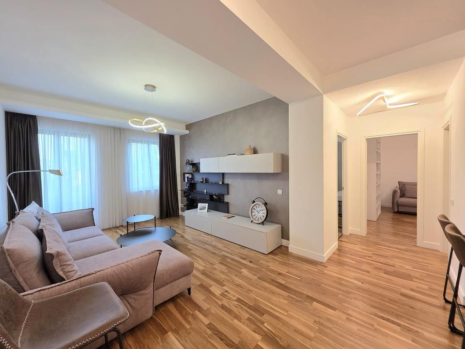 Apartament cu 3 camere de vânzare în Calea Victoriei, București – fotografia 2 din 68
