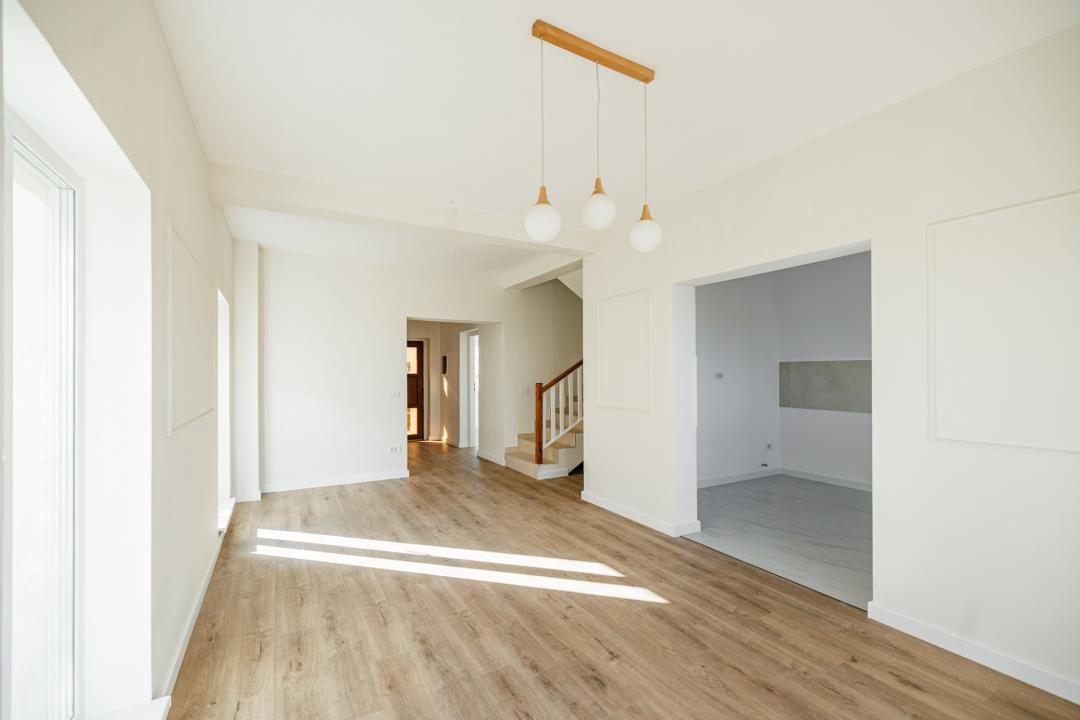 Casă cu 5 camere de vânzare în Săcălaz – fotografia 16 din 43